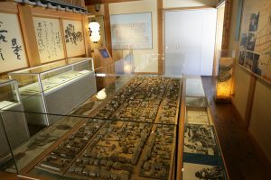 幕末の上町を中心にした高知城下がミニチュア模型で再現されている。