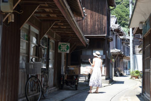 昔懐かしい島の通り